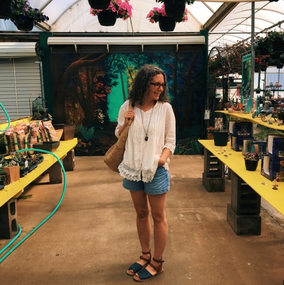 Meet the Posher - Picture 1 of 1